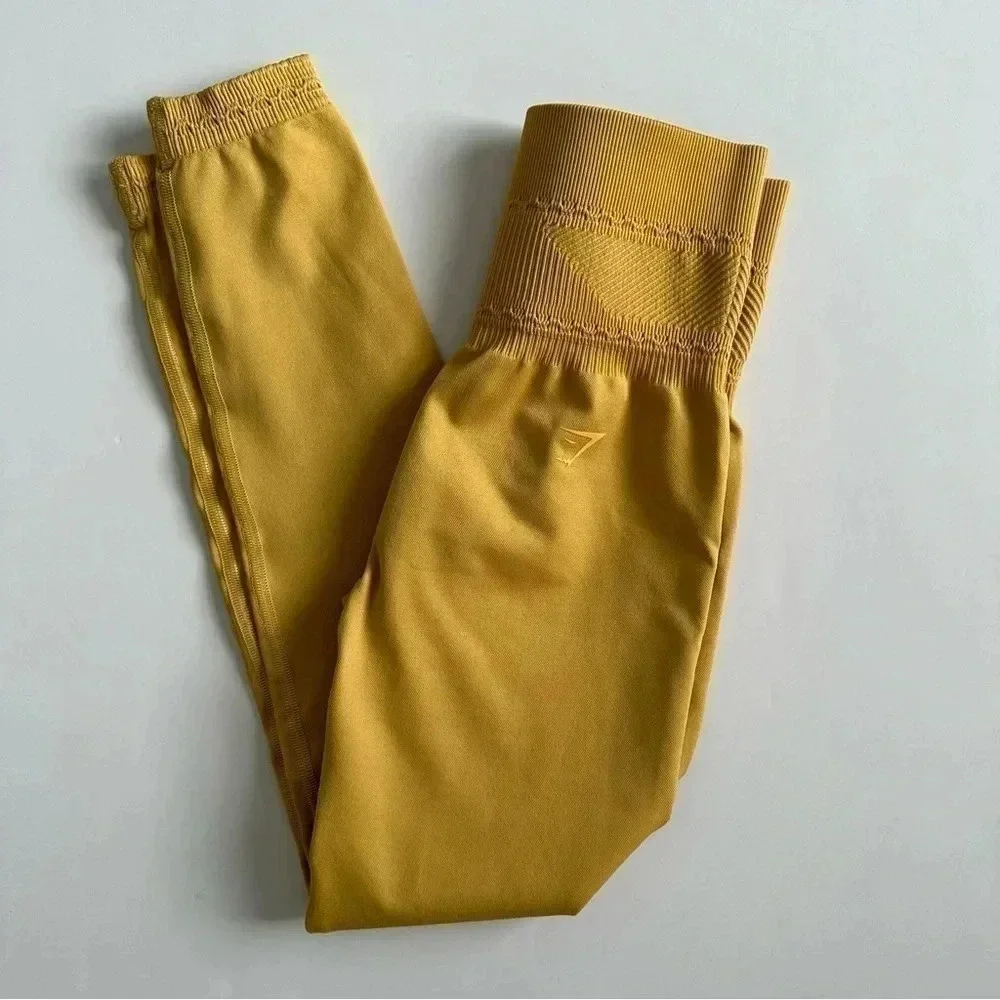 Gymshark‎ Studio Leggings Yellow Small